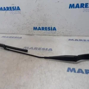 Must-Have Ruitenwisserarm PEUGEOT 308 SW II (LC_, LJ_, LR_, LX_, L4_)