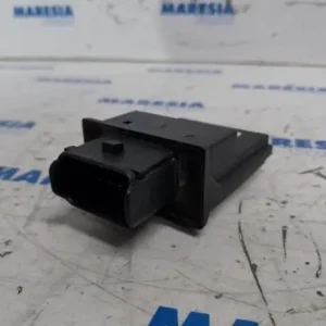 Ruitenwisserregelinterval Relais PEUGEOT 5008 (0U_, 0E_) Ambachtelijk