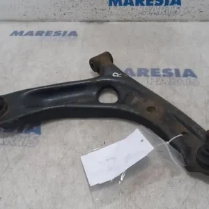 Koop Online Draagarm wielophanging PEUGEOT 107 (PM_, PN_)