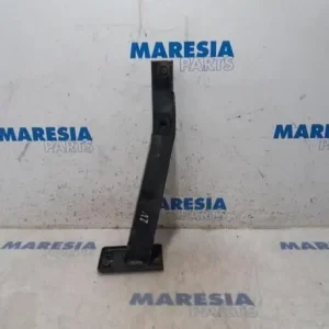 Beperkt Aanbod Front asdrager FIAT 500 (312), FIAT 500 C (312)