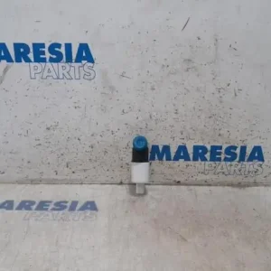 Trendy Reinigingsvloeistofsproeier PEUGEOT 307 CC (3B)