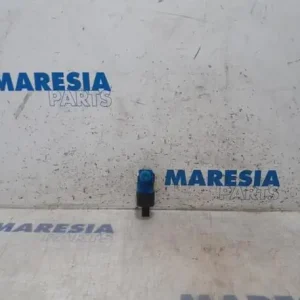 Beperkt Aanbod Reinigingsvloeistofsproeier RENAULT CAPTUR I (J5_, H5_)