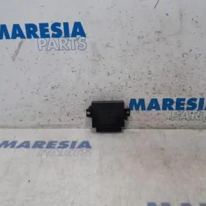 Regeleenheid park distance control PEUGEOT 207 (WA, WC) In De Mode