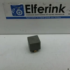 Ruitenwisserregelinterval Relais SAAB 9-5 (YS3E), SAAB 9-3 (YS3D), SAAB 900 II, SAAB 9-3 Cabriolet (YS3D) Veilige Betaling