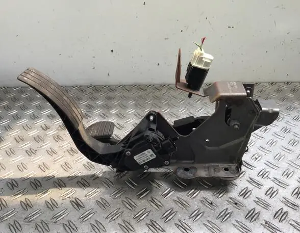 Direct Beschikbaar Pedalen RENAULT Clio IV (BH)