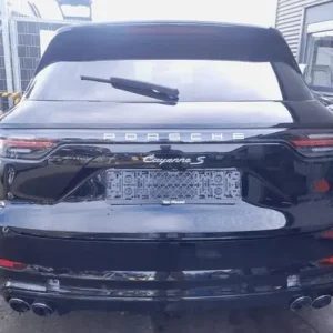 Nieuwe Collectie Front asdrager PORSCHE CAYENNE (9YA), PORSCHE CAYENNE Coupe (9YB)
