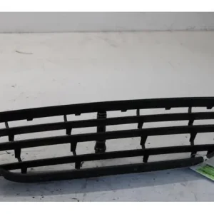 Laatste Versie Ventilatiegrille bumper VW POLO (9N_), VW POLO Saloon (9A4, 9A2, 9N2, 9A6)