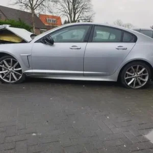Flitsaanbieding Deur JAGUAR XF (X250)