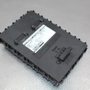 Betaalbaar Zekeringkast FORD FIESTA VII Van, FORD FIESTA VII (HJ, HF)